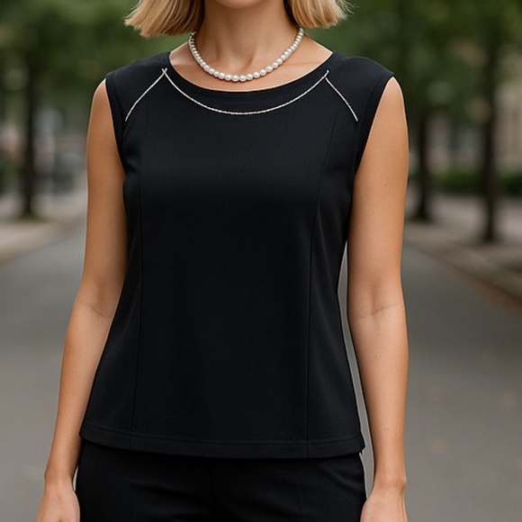 Carmen Marc Valvo Black With Silver Chain & Zipper Detail Sleeveless Top Size M - Picture 3 of 13